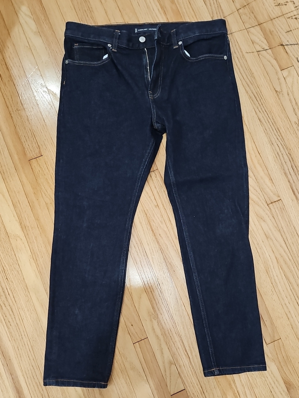 Everlane Dark Indigo Denim Jeans with Contrast Stitching